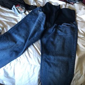 Maternity skinny jeans